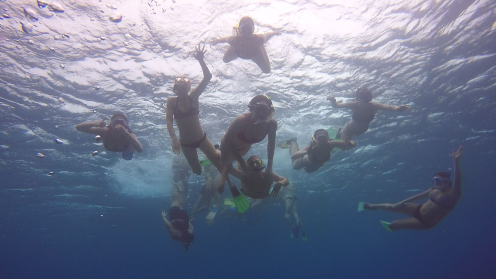 Fiji School Tour - Girls Snorkelling