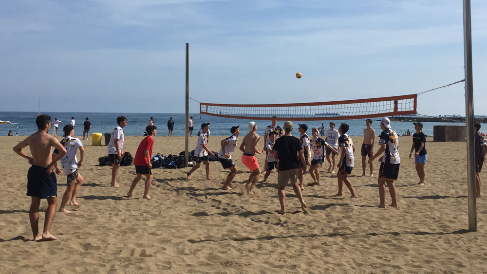 beach volleyball school tour