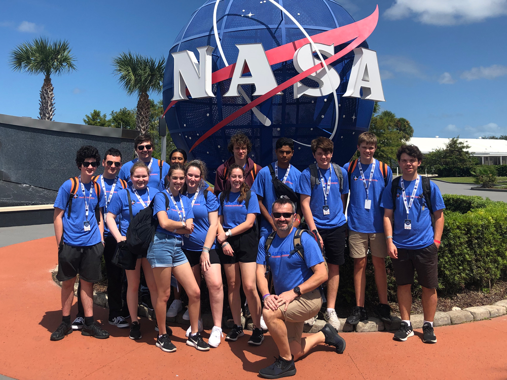 educational student tour NASA